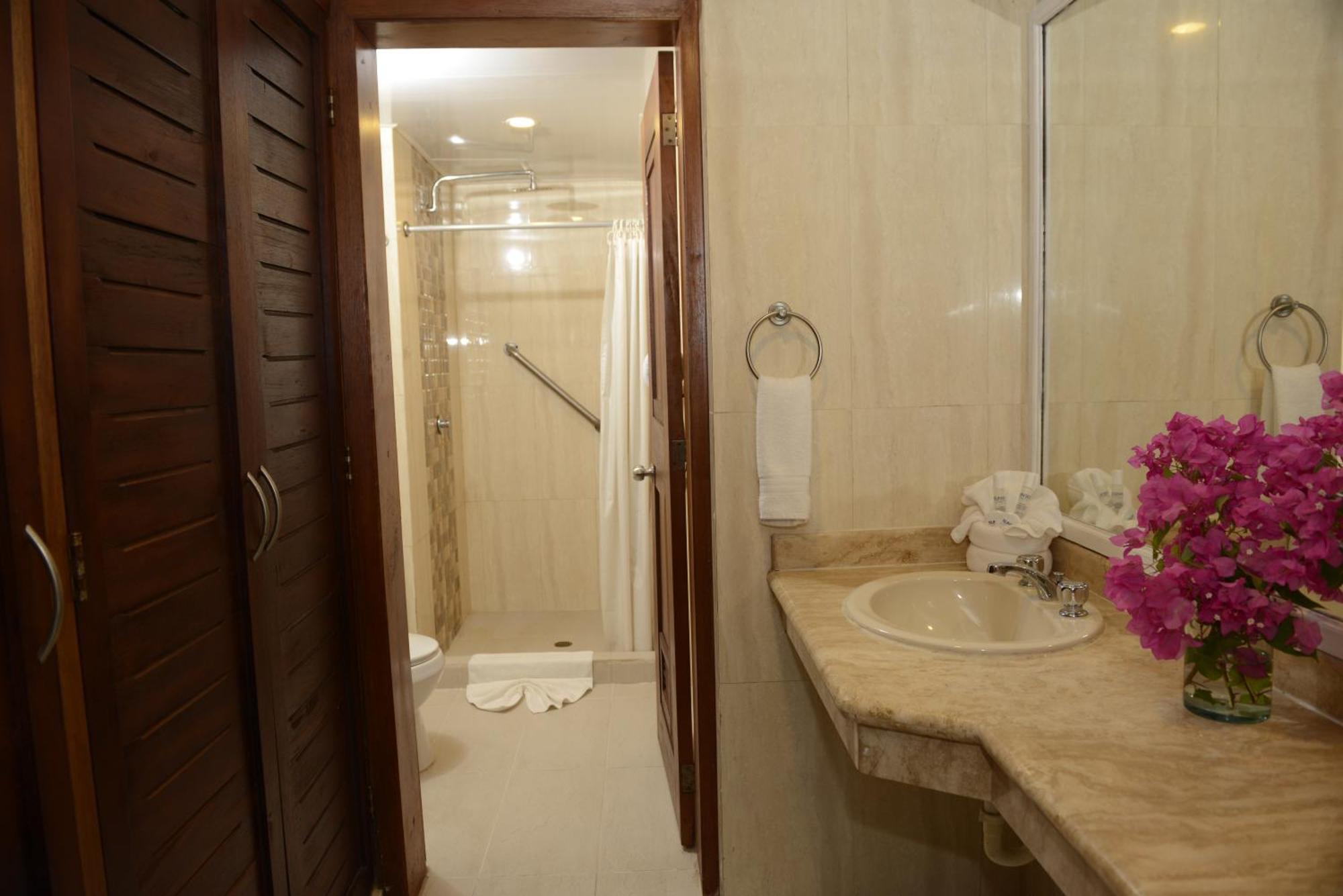 Hotel Sunsol Ecoland Pedro Gonzalez Zewnętrze zdjęcie